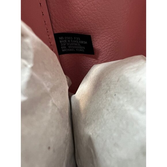 Michael Kors reed bucket bag medium belted bucket messenger bag primrose multi - Picture 9 of 11